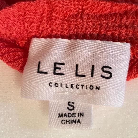 Lelis coral/orange flowy shoulder tie blouse; small; worn once;perfect condition - Picture 4 of 5